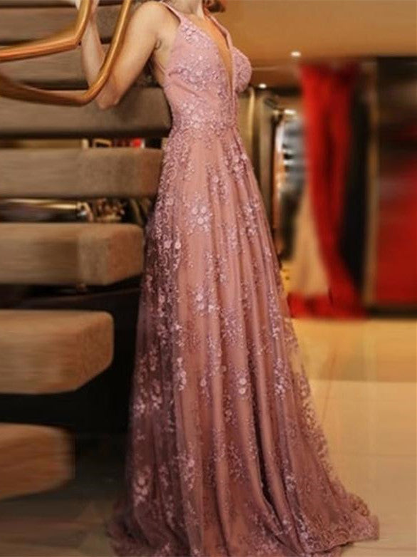 Glamorous Lace Prom Dresses A-line Backless Appliqued Gowns PD359