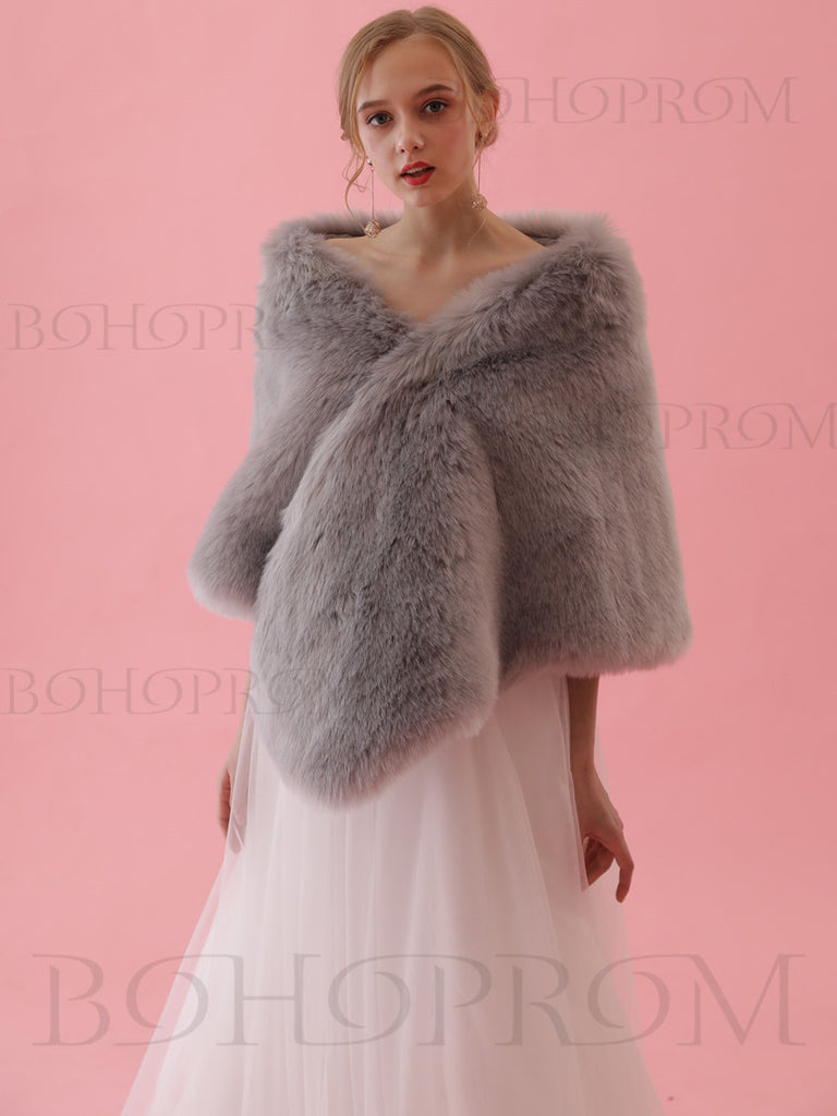Marvelous Faux Fur Shawl Gray Wraps For Women And Girl SW005