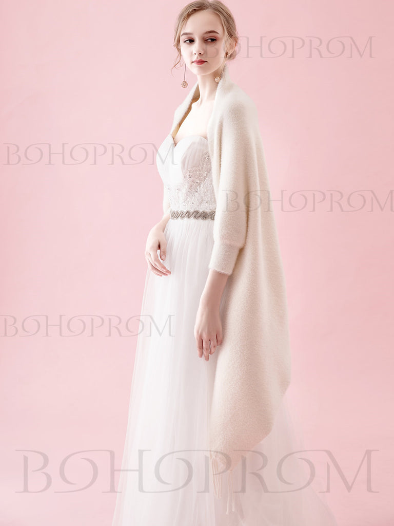 Chic Ivory Wraps Long Sleeves Cashmere Winter Scarfs SW007