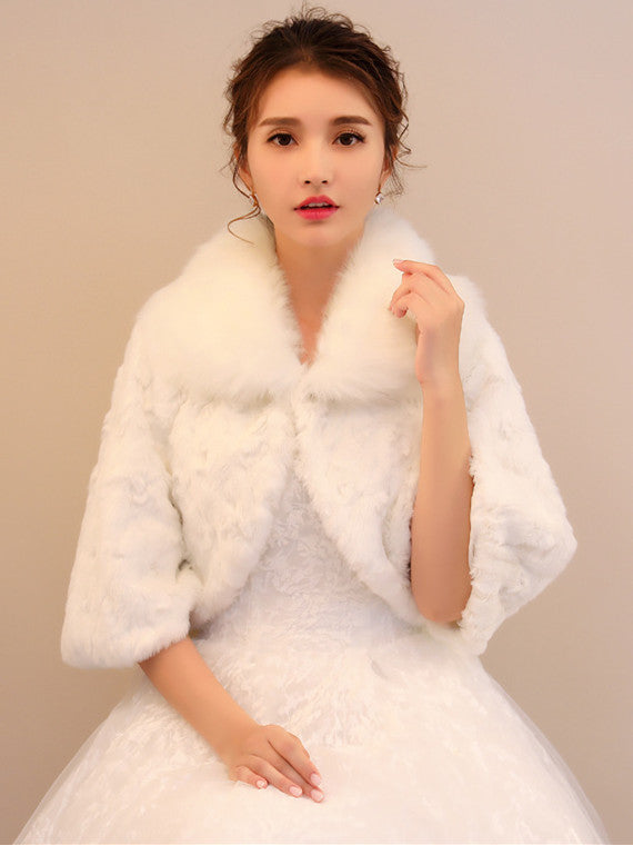 Fabulous White Coat Faux Fur 3/4 Sleeves Warm Wraps SW012