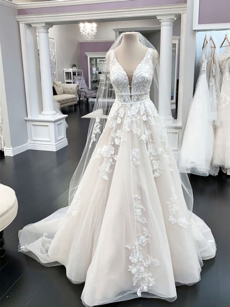 V-neck Tulle Wedding Dresses A-line Appliqued Bridal Gowns WD279