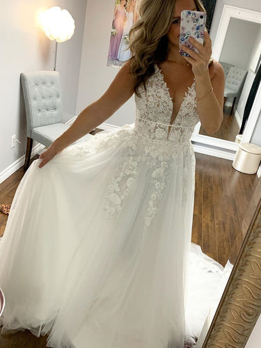 Beautiful Appliqued Tulle Wedding Dresses A-line Beaded Bridal Gowns WD292
