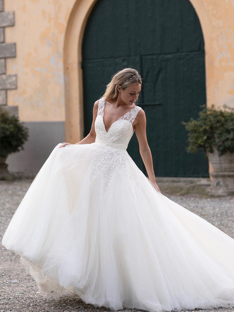 Elegant Sequins Lace V-neck Neckline Chapel Train A-line Wedding Dresses WD583