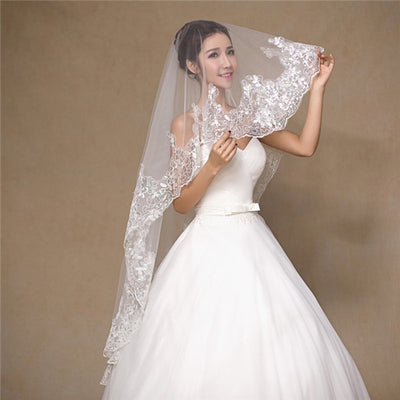 Graceful Tulle Sequined Short Wedding Veil With Appliques WV014