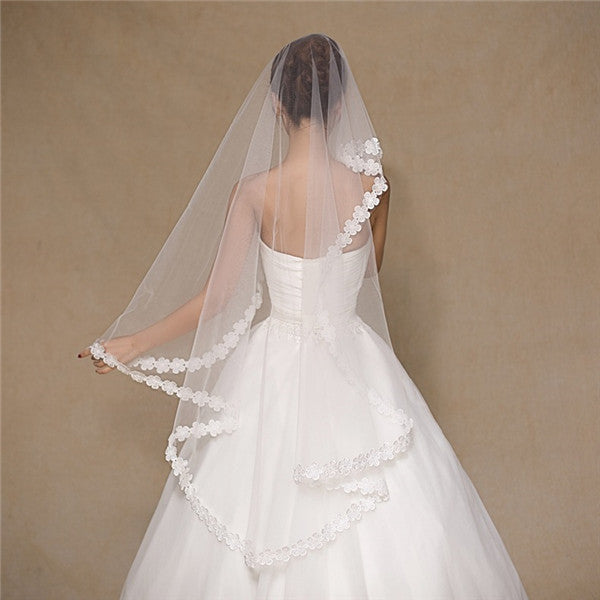 Outstanding Tulle Appliqued White Wedding Veil WV021