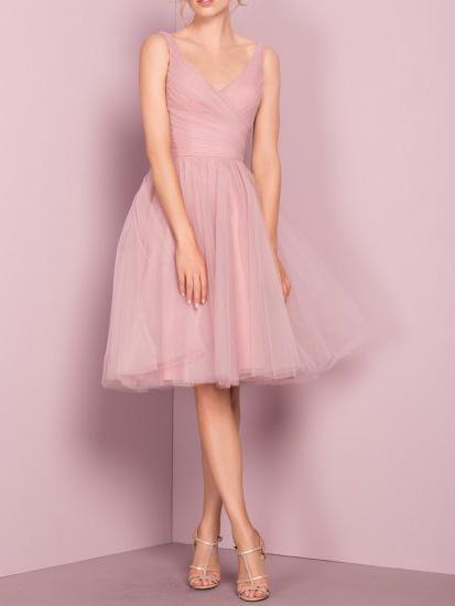 BohoProm Bridesmaid Dress Chic Tulle V-neck Neckline Knee-length A-line Bridesmaid Dresses With Pleats BD018