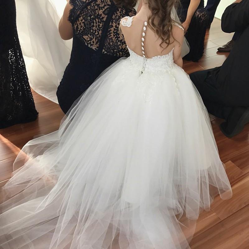 BohoProm Flower Girl Dresses Charming Tulle Jewel Neckline Ball Gown Flower Girl Dresses With Appliques FD076