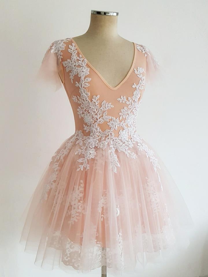 BohoProm homecoming dresses Exquisite Tulle V-neck Short A-line Homecoming Dresses With Appliques HD123