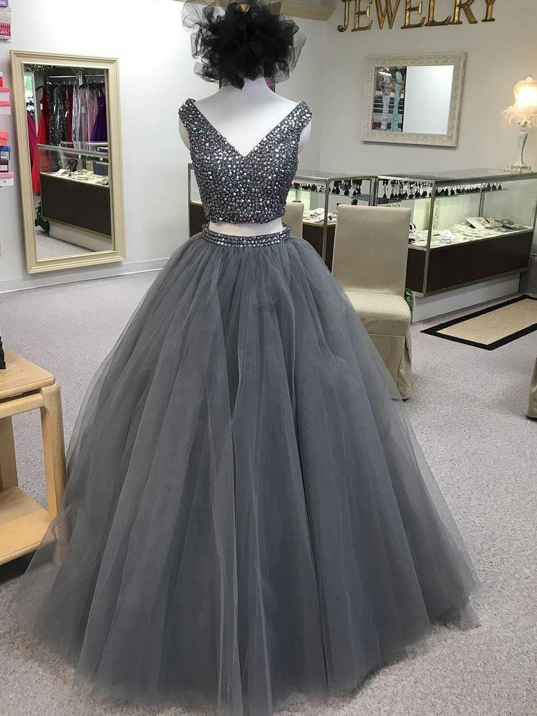 BohoProm prom dresses Beautiful Tulle V-neck Neckline 2 Pieces Ball Gown Prom Dresses With Beadings PD055