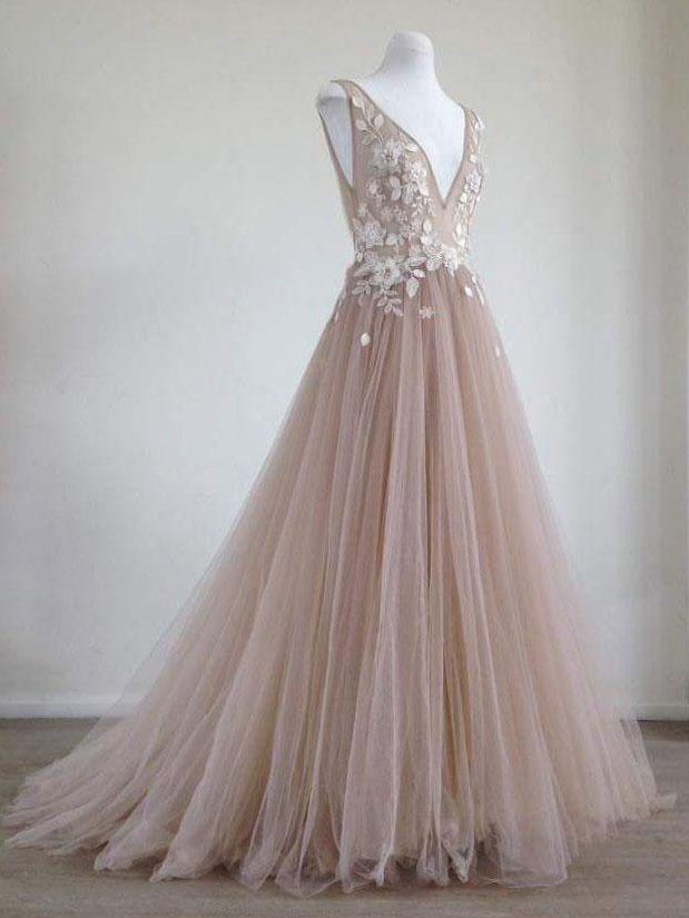 BohoProm prom dresses Glamorous Tulle V-neck Neckline Chapel Train A-line Prom Dresses With 3D Flowers PD085