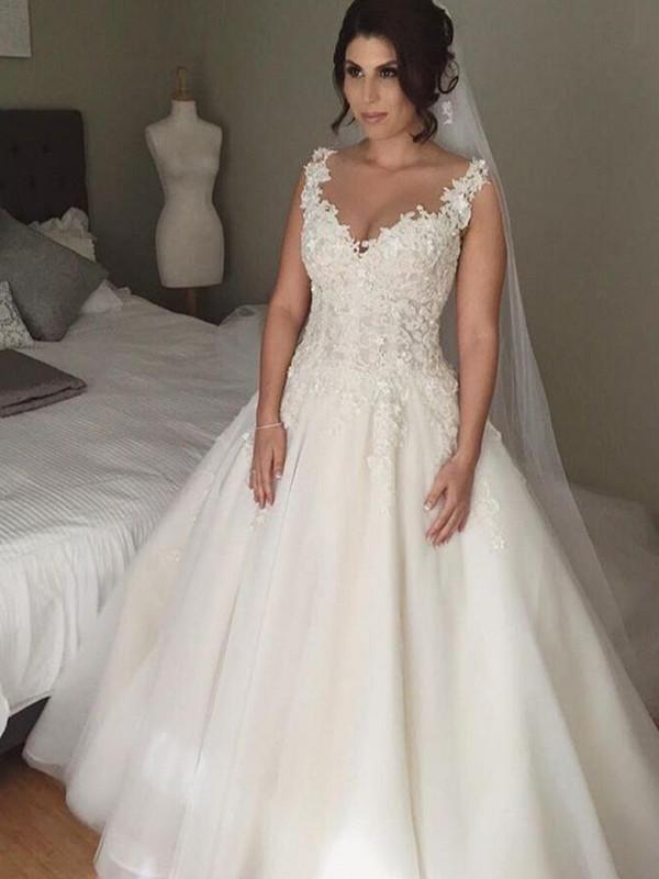 BohoProm Wedding Dresses Stunning Tulle V-neck Neckline Sweep Train Ball Gown Wedding Dress WD048